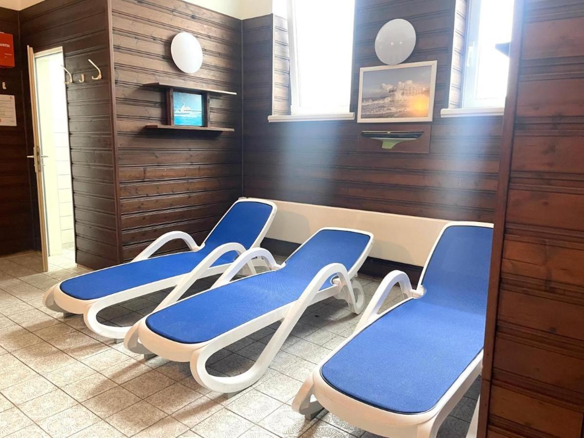Schicke Fewo 150M Vom Strand Kostenlos Wlan Grosses Schwimmbad Sauna Cuxhaven Dış mekan fotoğraf