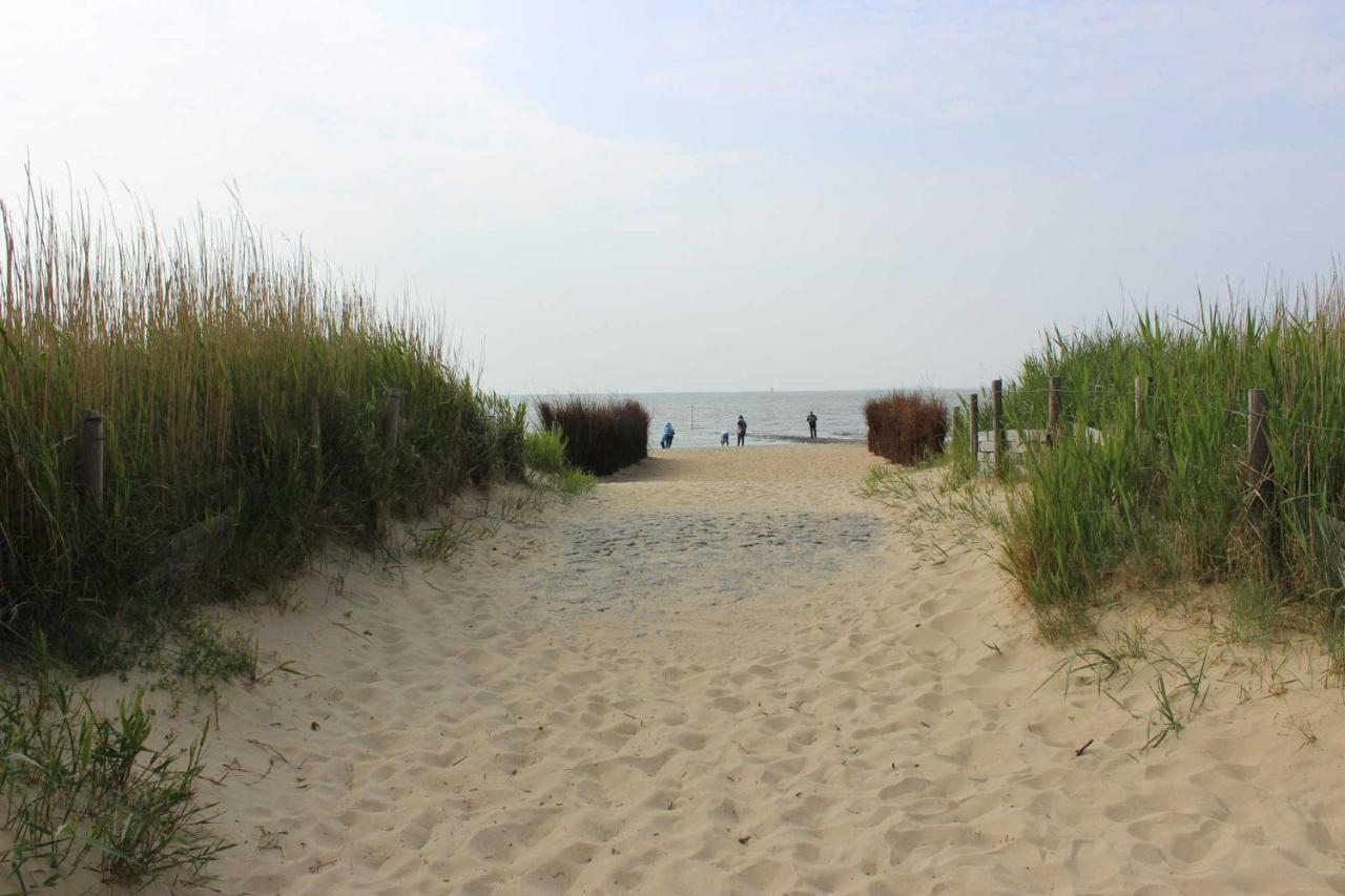Schicke Fewo 150M Vom Strand Kostenlos Wlan Grosses Schwimmbad Sauna Cuxhaven Dış mekan fotoğraf